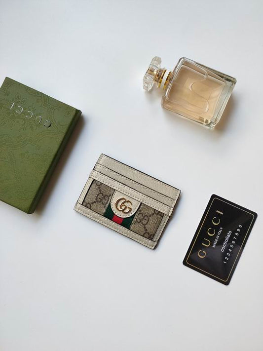 Tarjetero Gucci 10x7cm