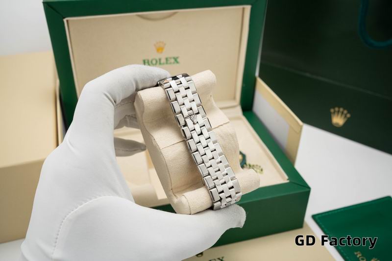 Rolex lady date just 28 mm