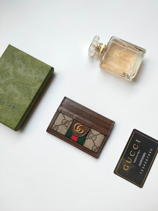 Tarjetero Gucci 10x7cm