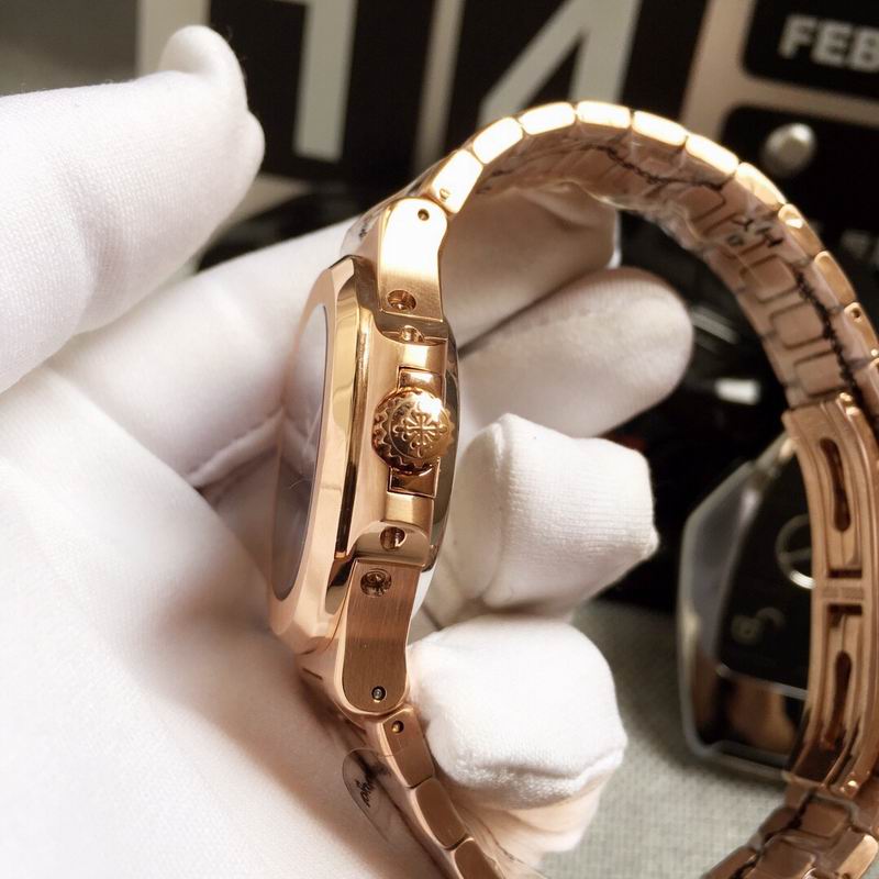 Patek Philippe rose gold fase lunar