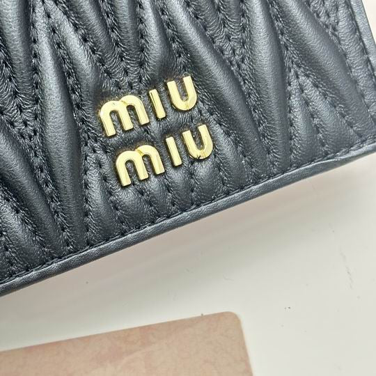 Cartera Miu Miu 11.5X10X3cm