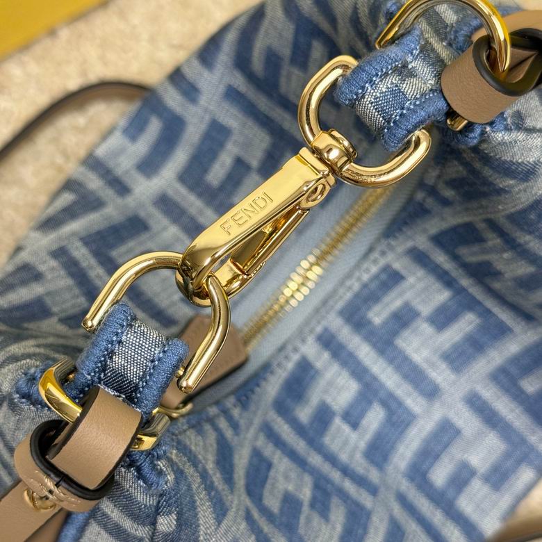 Bolsa Fendi 20X13X7.5cm