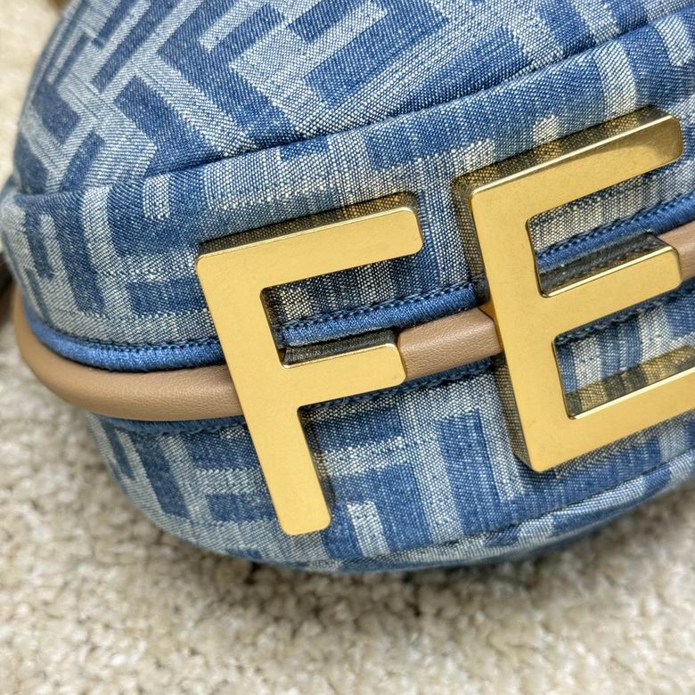 Bolsa Fendi 20X13X7.5cm