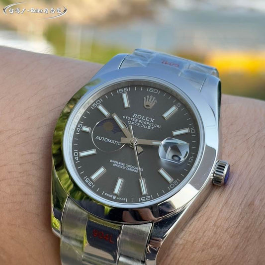 Rolex date just 40 mm