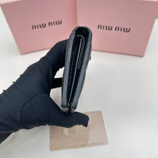 Cartera Miu Miu 11.5X10X3cm