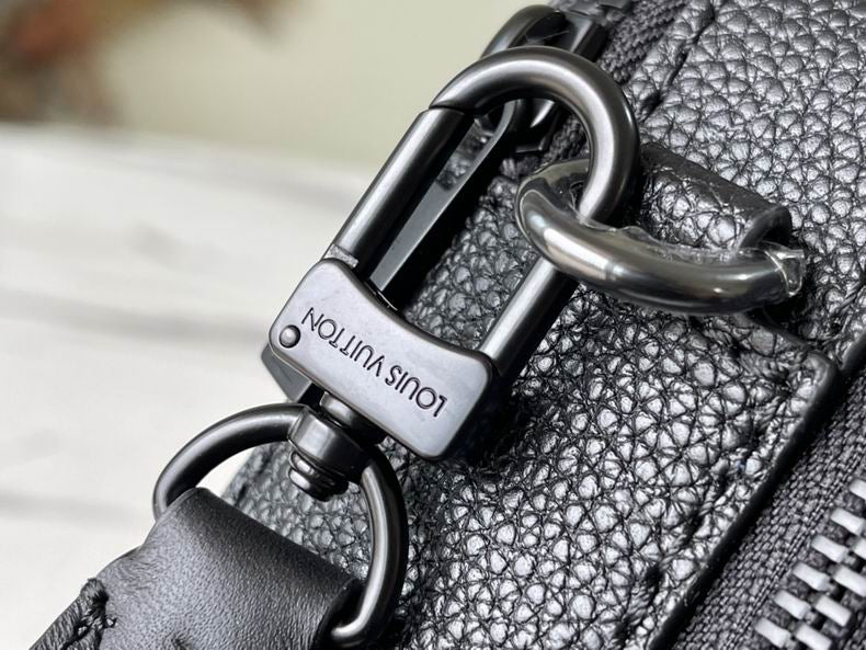 Cartera Louis Vuitton Alpha Wearable 18.5x11x6.5 cm