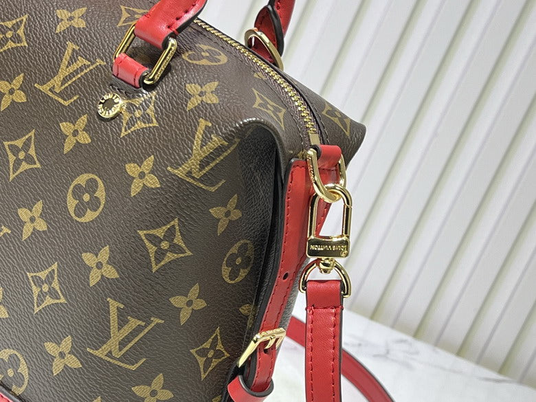 Bolsa LOUIS VUITTON
28x20x11.5cm