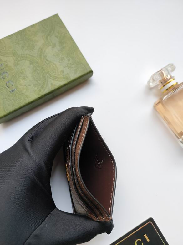 Tarjetero Gucci 10x7cm